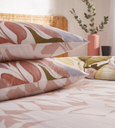 Furn. Amarosa Abstract Floral Reversible Duvet Cover Set, Single, Pink - thumbnail 4