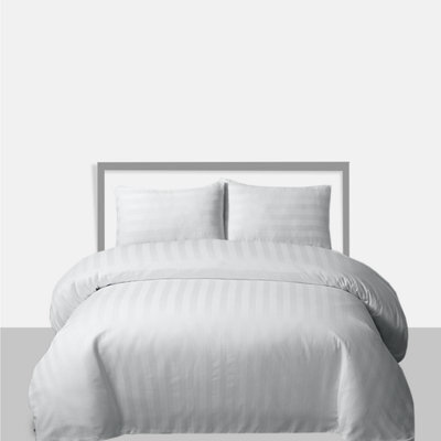 Neel Blue Cotton Double Duvet Cover & 2 Matching Pillow Cases - White - image 1