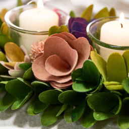 Dibor Traditional Floral Colourful Triple Table Decoration Christmas Candle Holder - thumbnail 4