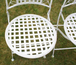 2 X Maribelle Folding Round Outdoor Garden Patio Chair White Floral Furniture - thumbnail 5
