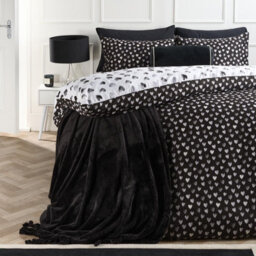 Ohs Watercolour Hearts Duvet Cover Set Microfibre Bedding With Pillowcase, Mono - Super King - thumbnail 2