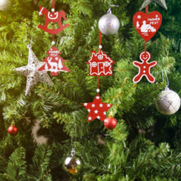 Living And Home 30Pcs Christmas Tree Wooden Hanging Ornament Set Christmas Decorative Set - thumbnail 2
