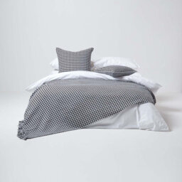 Homescapes Black Houndstooth 100% Cotton Bedspread Throw, 255Cm X 360Cm - thumbnail 3