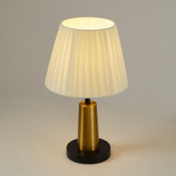 Living And Home E27 Elegant Fabric Shade Table Lamp With Stable Round Base, 5W - thumbnail 3