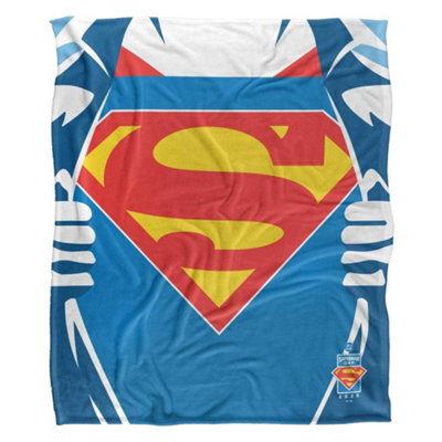 DC comics Superman Silky Chest Logo Supersoft Blanket Blue/white (36In X 58In) - image 1
