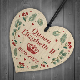 Red Ocean Memorial Sign For Queen Elizabeth Ii Wooden Heart In Memory Plaque Christmas Bauble - thumbnail 6