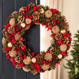 Dibor 50Cm Giant Canterbury Front Door Christmas Wreath With Deer Wreath Hanger - thumbnail 2