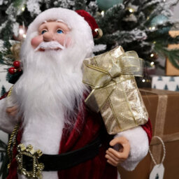 Samuel Alexander 40Cm Red Standing Santa With Gift Sack Christmas Indoor Decoration - thumbnail 3