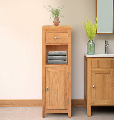 Hallowood Furniture Waverly Oak Bathroom Cabinet - image 1