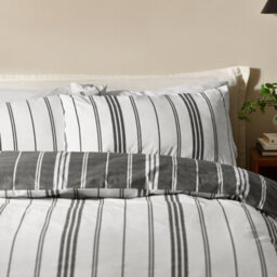 Catherine Lansfield Harbour Stripe Reversible Single Duvet Cover Set With Pillowcase Black - thumbnail 3