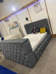 Stratus Interiors Ambassador Tv Bed With Storage Chesterfield Platform Style Plush Velvet - Add Professional Assembly & Delivery- King - No Storage - thumbnail 5
