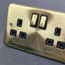 Curved Antique Brass 3 Gang 2 Way Led 100W Trailing Edge Dimmer Light Switch - Se Home - thumbnail 2