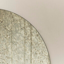 Melody Maison Large Round Silver Antique Glass Mirror 80Cm X 80Cm - thumbnail 3