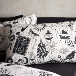 Catherine Lansfield Enchanted Witchcraft Reversible Single Duvet Cover Set With Pillowcase Black / Natural - thumbnail 3