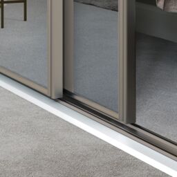 Spacepro Classic 1 Panel Mirrored Pebble Framed Sliding Wardrobe Door (H)2220mm (W)762mm - thumbnail 3