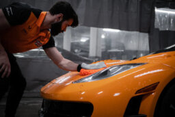 Mclaren Wash & Wax 500Ml + Microfibre Wash Mitt +  Jumbo Drying Towel - thumbnail 6