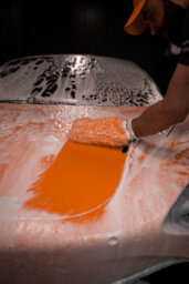 Mclaren Wash & Wax 500Ml + Microfibre Wash Mitt +  Jumbo Drying Towel - thumbnail 7