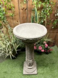 Roman Design Very Detailed Stone Cast Birdbath - thumbnail 4