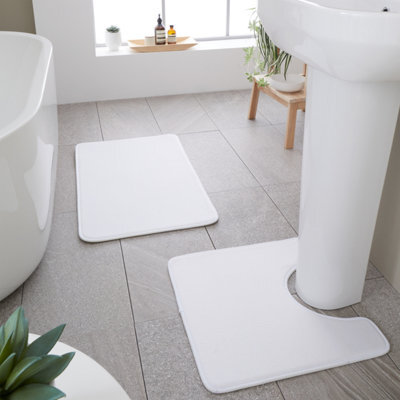 Catherine Lansfield Bathroom Anti-Bacterial Memory Foam Bath Mat And Pedestal Set White - image 1