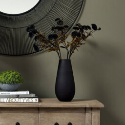 Black                  Chrysanthemum - thumbnail 6
