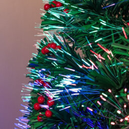 Green Fibre Optic Christmas Tree 7Ft With Multi Coloured Fibre Optic Lights And Red Berries - thumbnail 3