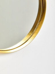 Orsina Timeless Small Gold Finish Wall Mirror, Easy To Install Circular Wall Mirror, Versatile Mirror For Home - thumbnail 5