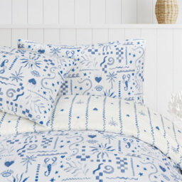 Smart Living Luxury Soft Reversible Holiday Postcard Duvet Cover & Pillowcases - thumbnail 3
