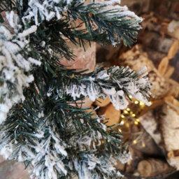 Samuel Alexander 9Ft (2.7M) Christmas Snow Flocked Woodcote Fir Garland - thumbnail 4
