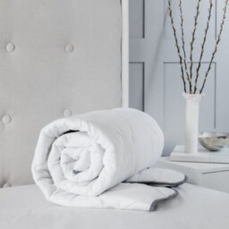 2.5Cm Microfibre Soft Touch 1 Inch Mattress Topper - thumbnail 2