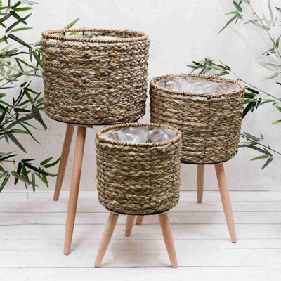 Seagrass Indoor House Planters With Wooden Legs (9953) - Large - image 1