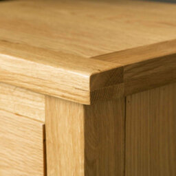 London Oak Low 4 Drawer Chest Fully Assembled - By Roseland Furniture - thumbnail 5