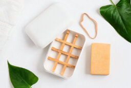 Soap Dish With Lid, Travel Soap Case With Bamboo Drainage, Leakproof Soap Box Container Holder, Plastic Draining Soap Dishes