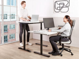 Beliani Electric Adjustable Standing Desk Destinas White/ Black 120 Cm 72 Cm - thumbnail 2