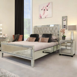 Interior Emporium Valencia Mirrored Bedside Table - 3 Drawers - Crushed Diamond Finish - Pre-Assembled - thumbnail 3
