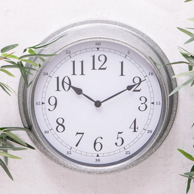 Annibells  Large Metal Garden Wall Clock Round Station Indoor / Outdoor Zinc Clock  (14305) - image 1