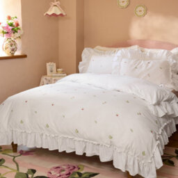Cath Kidston Tiny Floral Embroidered Frill Cotton Super King Duvet Cover Set With Pillowcases White - thumbnail 2