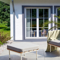 Wyld And Coco Garden Ottoman, White Powder-Coated Aluminium Frame, 74 X 74 Cm - thumbnail 2