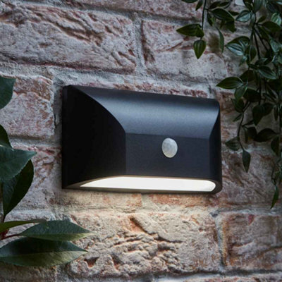 Valuelights Owen Black Downlight Ip65 Integrated Led Pir Motion Sensor Outdoor Wall Light - image 1