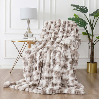 Rapport Home Nordic Faux Fur Blanket 150X200 Natural - image 1