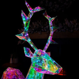 Samuel Alexander 1.4M Light Up Standing Iridescent Dreamlights Christmas Stag With 600 White Leds - thumbnail 5