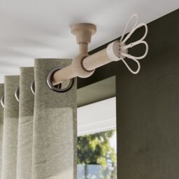 GoodHome Symi Matt Natural Oak Effect Curtain Pole, (L)2.5M (Dia)28mm - thumbnail 3
