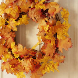 Garden Greatness Harvest Autumn Leaf And Acorn Wreath - thumbnail 2
