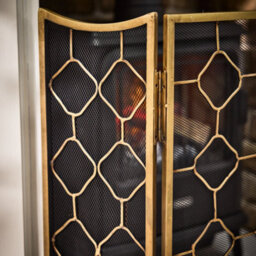 Dibor Traditional Antique Brass Marrakesh Footed Fireplace Guard Fire Screen Guard H63Cm X W106Cm - thumbnail 5