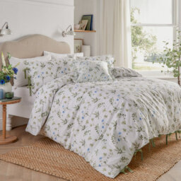 Wylder Meadow 100% Cotton Floral Duvet Cover Set, Super King, White - thumbnail 1