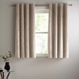 Oxford Homeware Eyelet Velvet Curtains Beige Fully Lined Blackout Thermal Insulated Eyelet Curtains Pair (W)117Cm X (L)137Cm