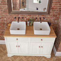 Homestylestore 1210mm Antique White And Oak Bathroom Vanity Unit With Square Countertop Basins And Bronze Round Handles - thumbnail 2