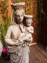 Stone Cast Statues Of Mary With Child And St Francis - thumbnail 4