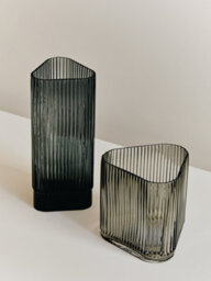 Orsina Small Ribbed Grey Glass Vase, Modern Decorative Vase, Triangular Shaped Vase With Angular Edges, Flower Vase - thumbnail 4