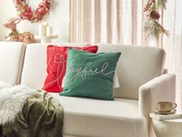 Beliani Throw Cushion Elettaria Cotton 45 X 45 Cm Green Christmas Motif - thumbnail 2