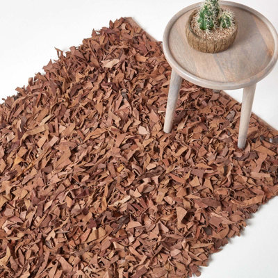 Homescapes Dallas Leather Shaggy Rug Brown, 90 X 150 Cm - image 1